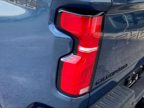 Used 2025 Chevrolet Silverado 2500 LT w/ Trail Boss Package AWD/4WD image 25
