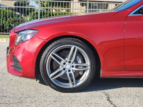 Used 2017 Mercedes-Benz E 300 image 7
