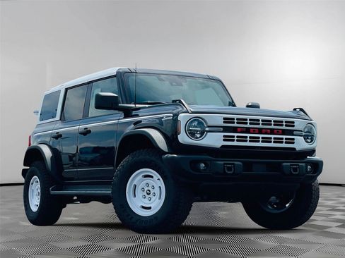 New 2025 Ford Bronco Heritage Edition AWD/4WD image 1