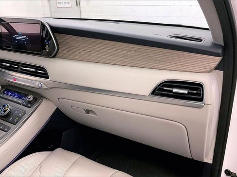 Used 2022 Hyundai Palisade Calligraphy image 14