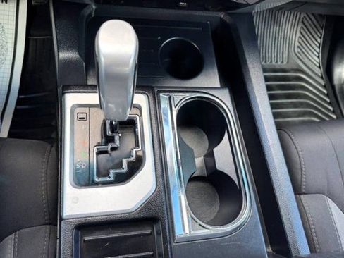 Used 2017 Toyota Tundra SR5 w/ SR5 Upgrade Package image 26