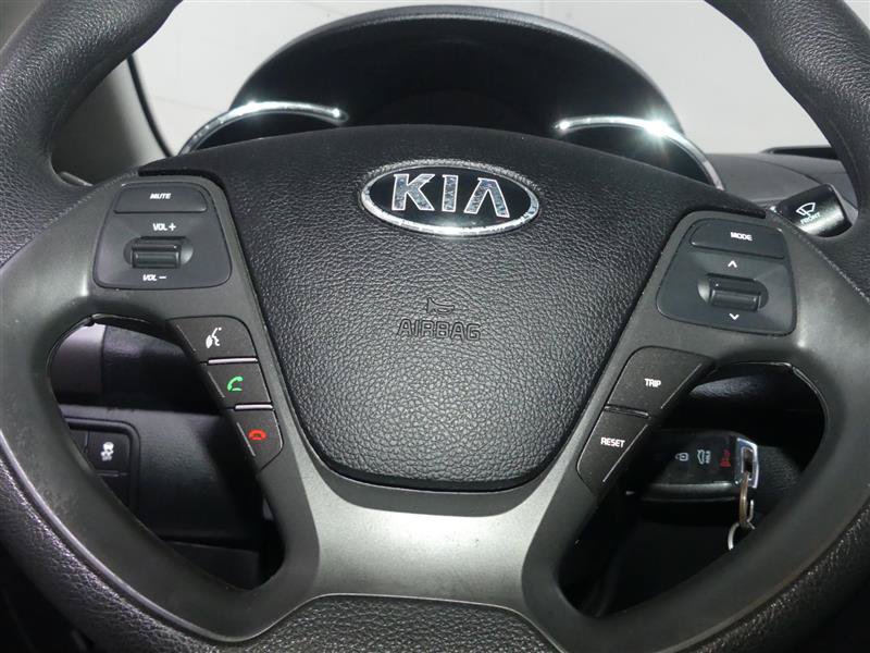 Used 2017 Kia Forte LX FWD image 29