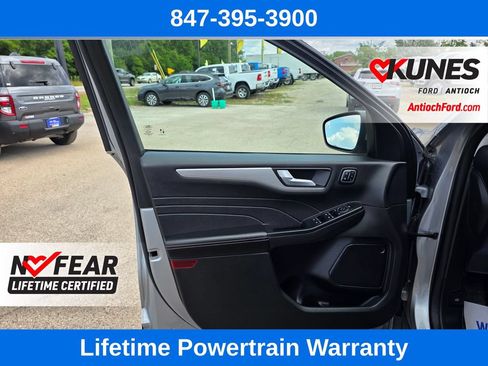 Certified 2024 Ford Escape Platinum AWD/4WD image 16
