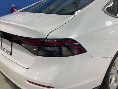 Certified 2024 Honda Accord LX image 9