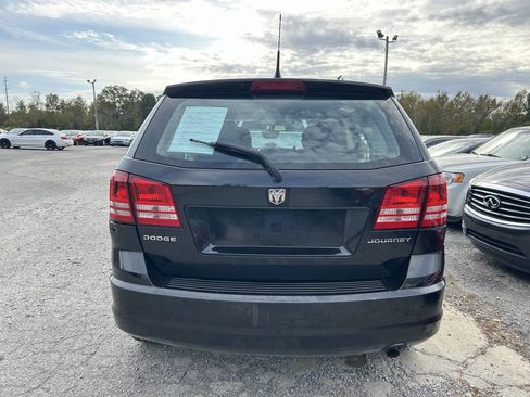 Used 2010 Dodge Journey SE image 5