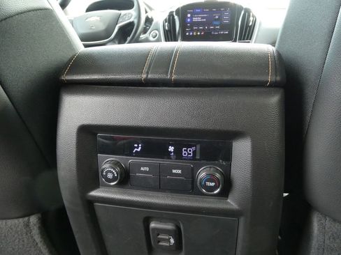 Certified 2021 Chevrolet Traverse LT AWD/4WD image 21