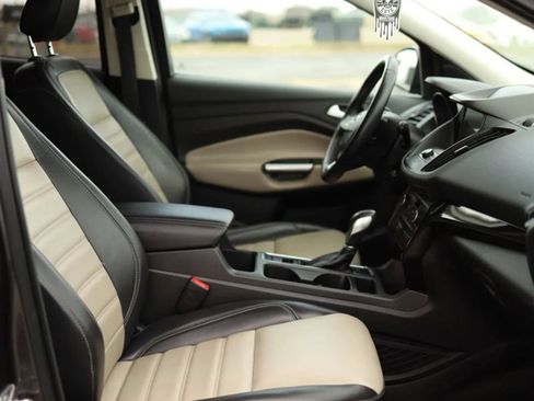 Used 2019 Ford Escape SEL AWD/4WD image 45