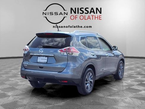 Used 2016 Nissan Rogue SL w/ SL Premium Package AWD/4WD image 28