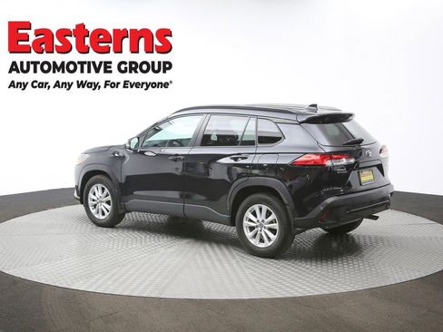 Used 2022 Toyota Corolla Cross LE image 62