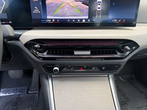 Used 2025 BMW 330i Sedan RWD image 20