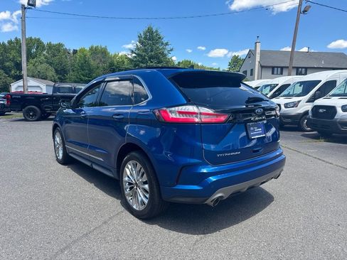 Used 2022 Ford Edge Titanium w/ Equipment Group 301A AWD/4WD image 3