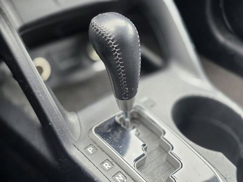 Used 2010 Hyundai Tucson GLS w/ Popular Equipment Pkg 2 image 30