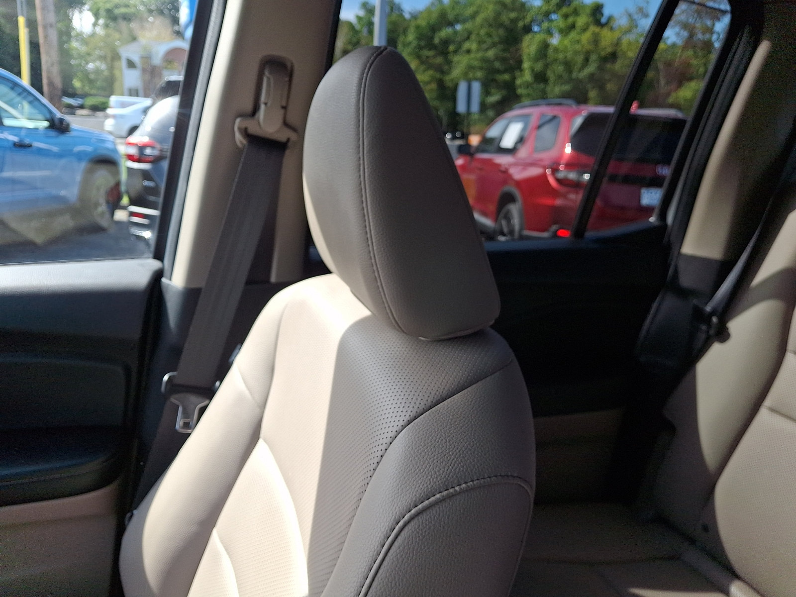 Certified 2023 Honda Ridgeline RTL image 17