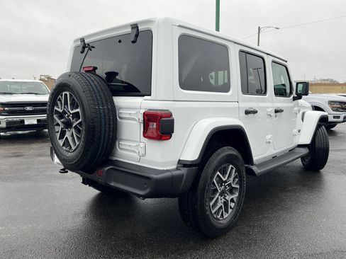 New 2026 Jeep Wrangler Sahara image 5