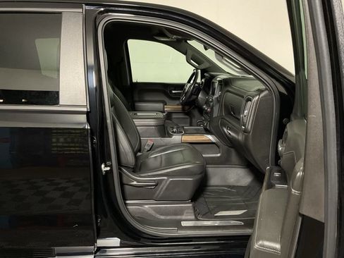 Used 2019 Chevrolet Silverado 1500 RST w/ True North Edition AWD/4WD image 34