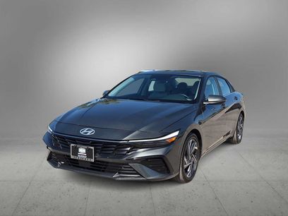 Certified 2025 Hyundai Elantra Limited