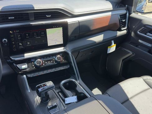 New 2026 GMC Sierra 1500 Denali AWD/4WD image 13