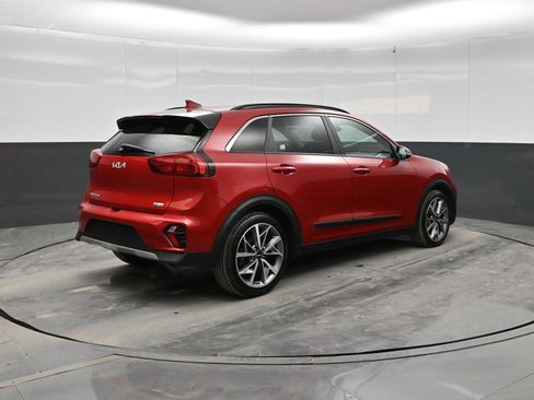 Used 2022 Kia Niro Touring Special Edition FWD image 5