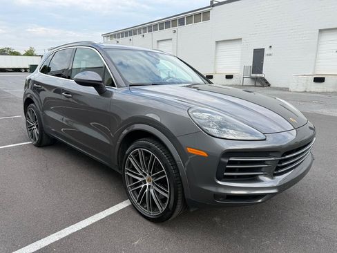 Used 2021 Porsche Cayenne S AWD/4WD image 10
