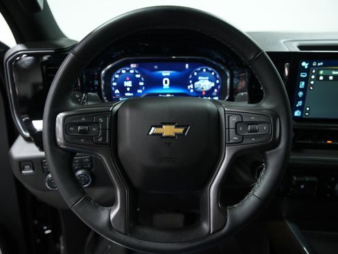 Used 2024 Chevrolet Silverado 1500 High Country w/ High Country Premium Package image 34