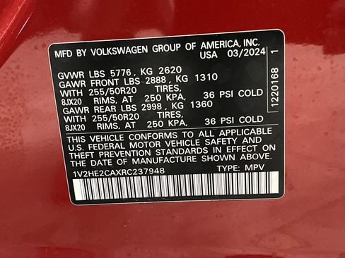 Used 2024 Volkswagen Atlas Cross Sport SE image 37