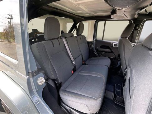 Certified 2024 Jeep Wrangler Unlimited Sahara AWD/4WD image 24