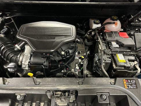 Used 2023 GMC Acadia Denali w/ Denali Ultimate Package image 27