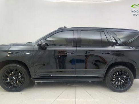 Used 2025 Cadillac Escalade Sport w/ Touring Package AWD/4WD image 10