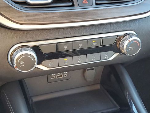 Used 2023 Nissan Altima 2.5 SV image 21