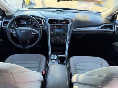 Used 2017 Ford Fusion S image 23