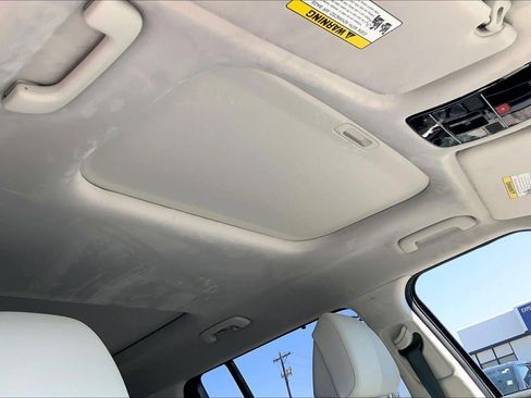 Used 2025 Hyundai Santa Fe Calligraphy FWD image 27
