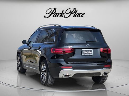 Used 2026 Mercedes-Benz GLB 250 image 4