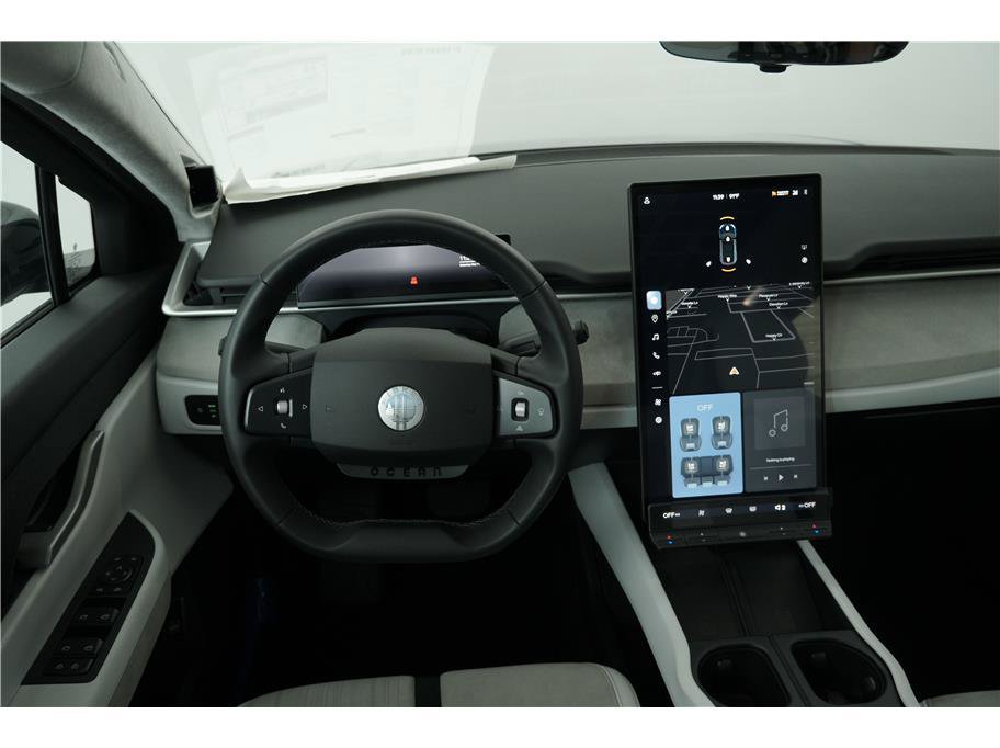 Used 2023 Fisker Ocean Extreme AWD/4WD image 28