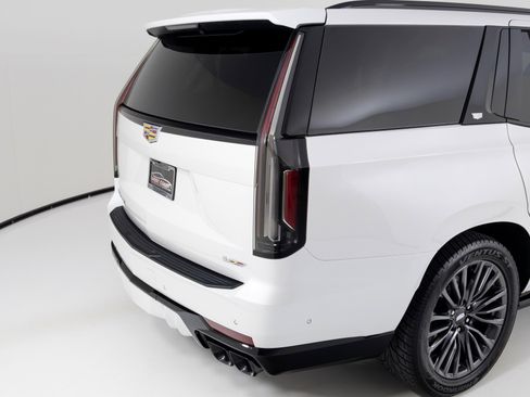 Used 2023 Cadillac Escalade V image 60