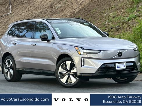 New 2026 Volvo EX90 Plus RWD image 1