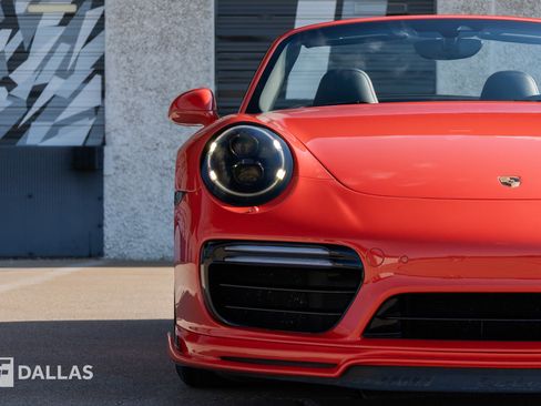 Used 2017 Porsche 911 Turbo S AWD/4WD image 4