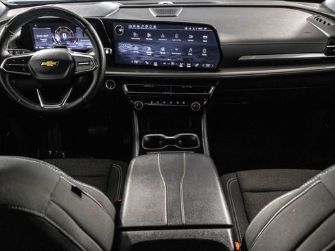 Used 2024 Chevrolet Traverse LT w/ Enhanced Driving Package AWD/4WD image 25
