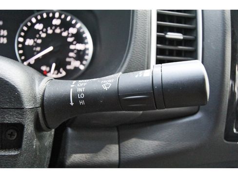 Used 2023 Nissan Frontier SV w/ Technology Package RWD image 18