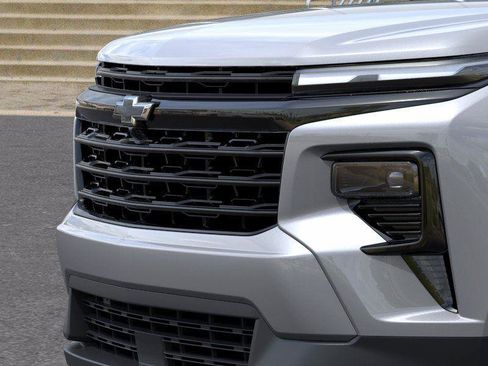 New 2026 Chevrolet Traverse LT w/ Midnight/Sport Edition FWD image 13