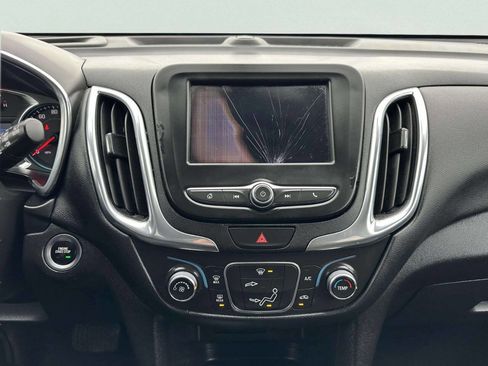 Used 2020 Chevrolet Equinox LT image 26