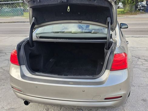 Used 2017 BMW 320i Sedan image 11