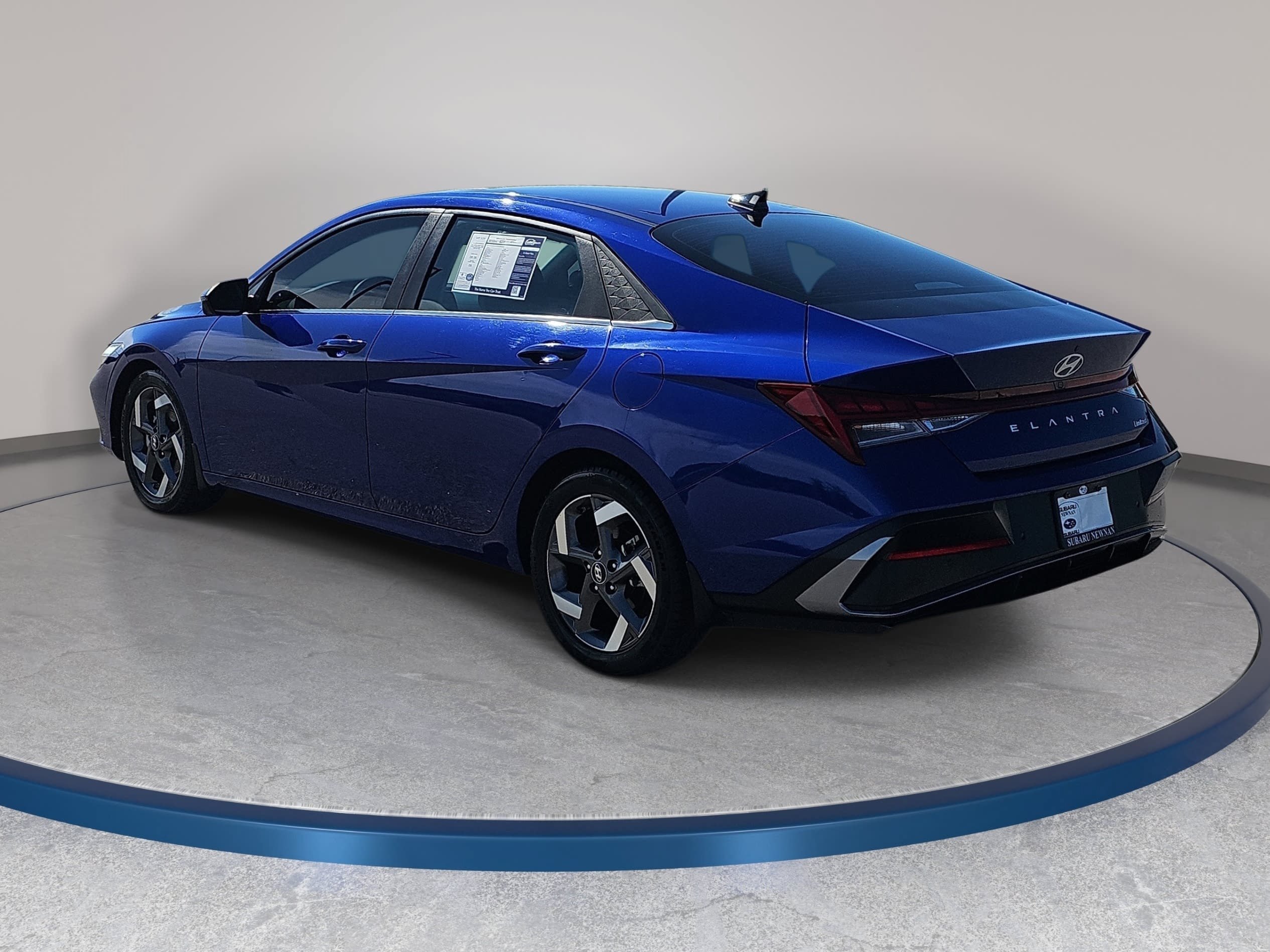 Used 2024 Hyundai Elantra Limited FWD image 7