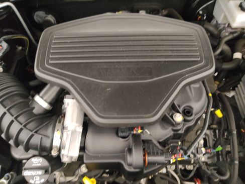 Used 2022 Chevrolet Blazer LT w/ Midnight/Sport Edition FWD image 30