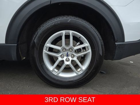 Used 2025 Ford Explorer Active RWD image 36