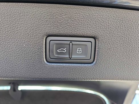 Used 2024 Audi A7 3.0T Premium Plus image 37