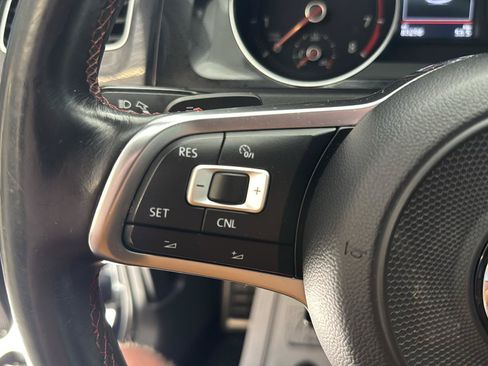 Used 2017 Volkswagen GTI S FWD image 11