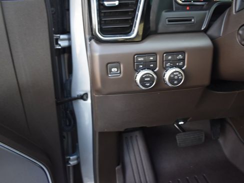 Certified 2025 GMC Sierra 1500 Denali image 16