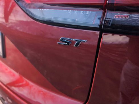 Used 2023 Buick Envision Preferred w/ Sport Touring Package image 38