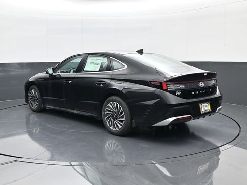 Certified 2025 Hyundai Sonata SEL FWD image 7