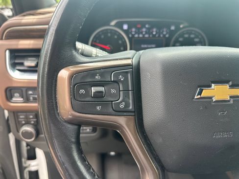 Used 2021 Chevrolet Suburban High Country w/ Premium Package AWD/4WD image 26
